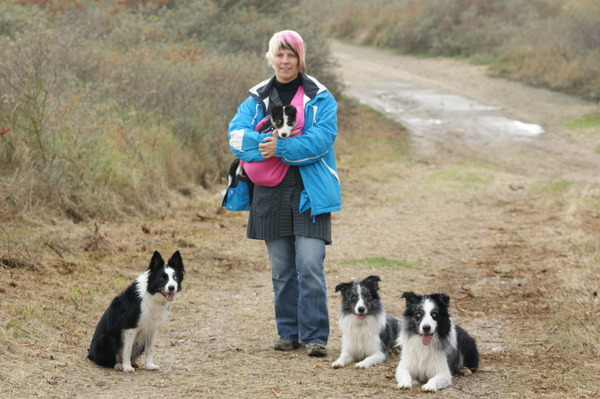 Eagan als pupje in de draagzak