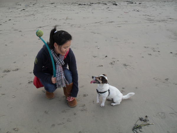 Samen dikke lol op het strand.