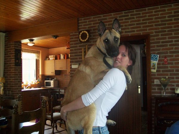 hij word wat zwaarder maar hij vind het zo leuk!!