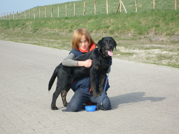 Dora en baasje in wording Emma