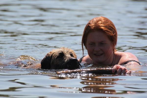 samen voor het eerst het water in 