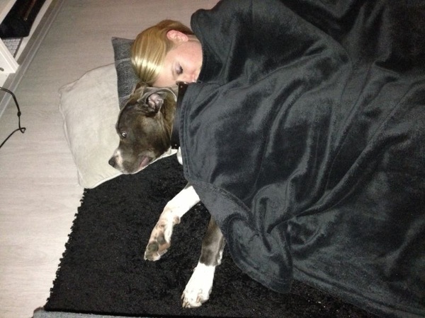 Al knuffelend een dutje doen :-)