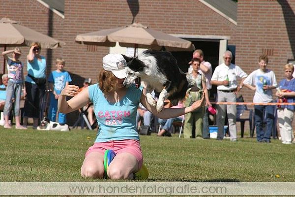 Guide en ik Dogfrisbee Demo 2007
