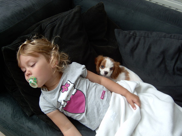 Lekker slapen bij men nieuw zusje