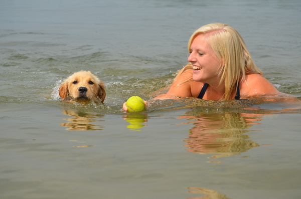 Onze weerspiegeling in het water