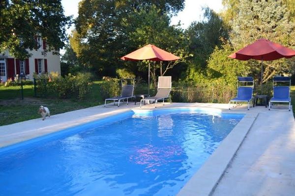 Hondencamping en vakantiehuisje Les Cerisiers