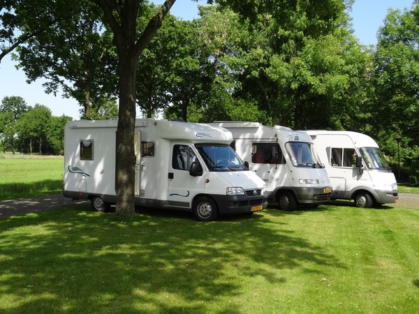 Camperverhuur (goedkoop) met hond (Ruinerwold)