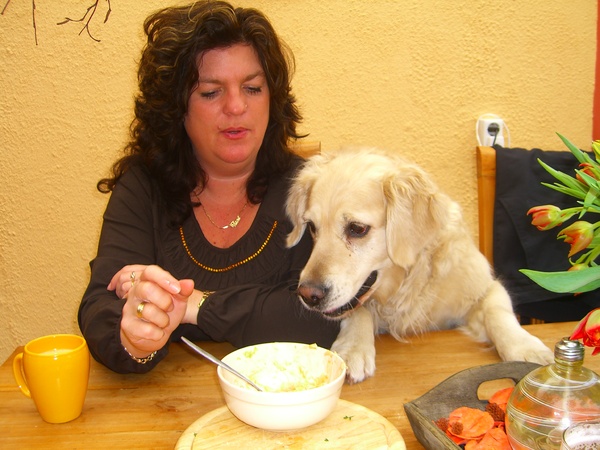 wat zit er in dat bakje wat zo lekker ruikt!?!??