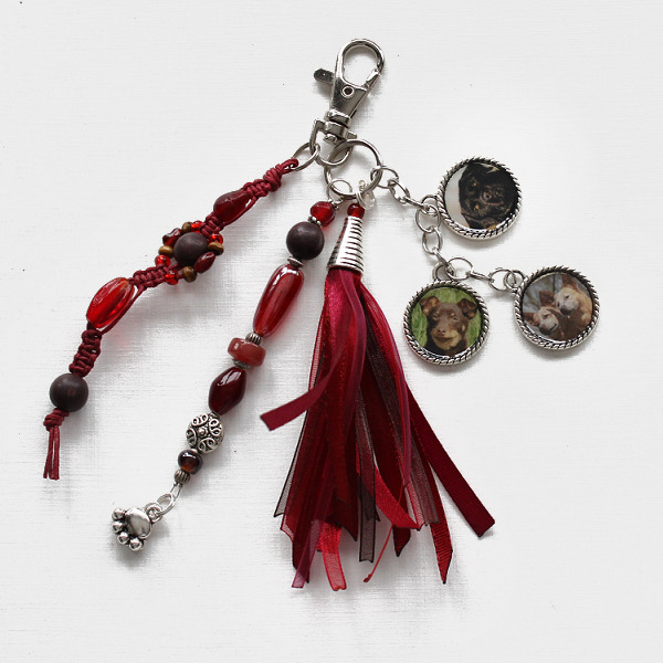 Ik heb weer een nieuwe tashanger gemaakt :)